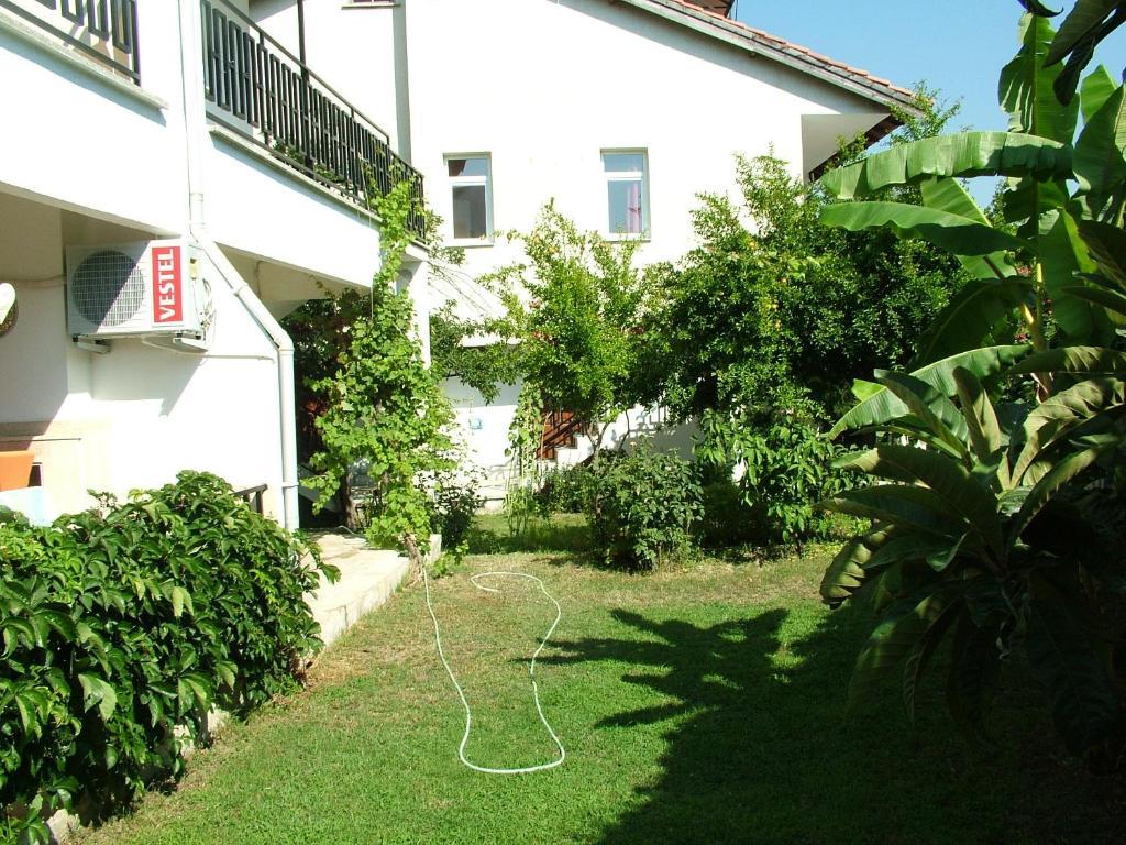 Gultepe Apartments Kuşadası Exterior photo